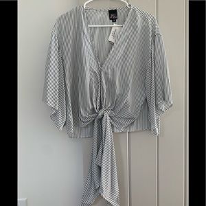 Chic Blouse